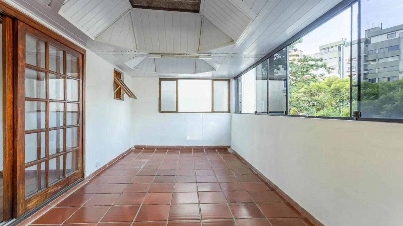 Imagem Cobertura à venda com 2 quartos 93 m²