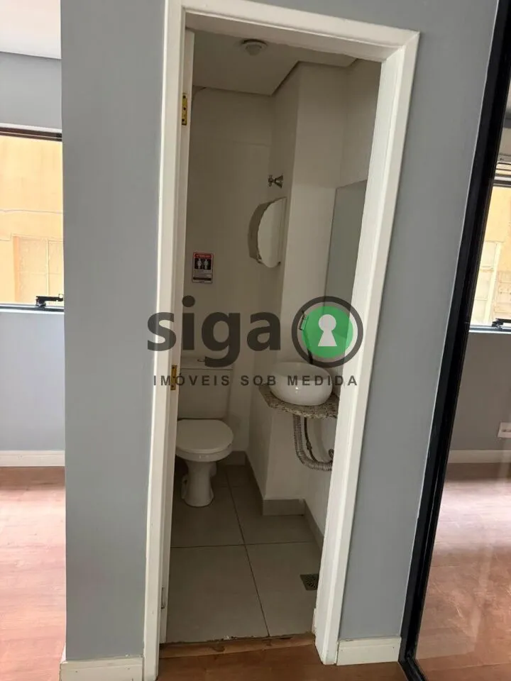 Imagem Conjunto Comercial para Locação com 128m²,no Jardim Paulista,3 salas 4 ,banheiros e Ar condicionado
