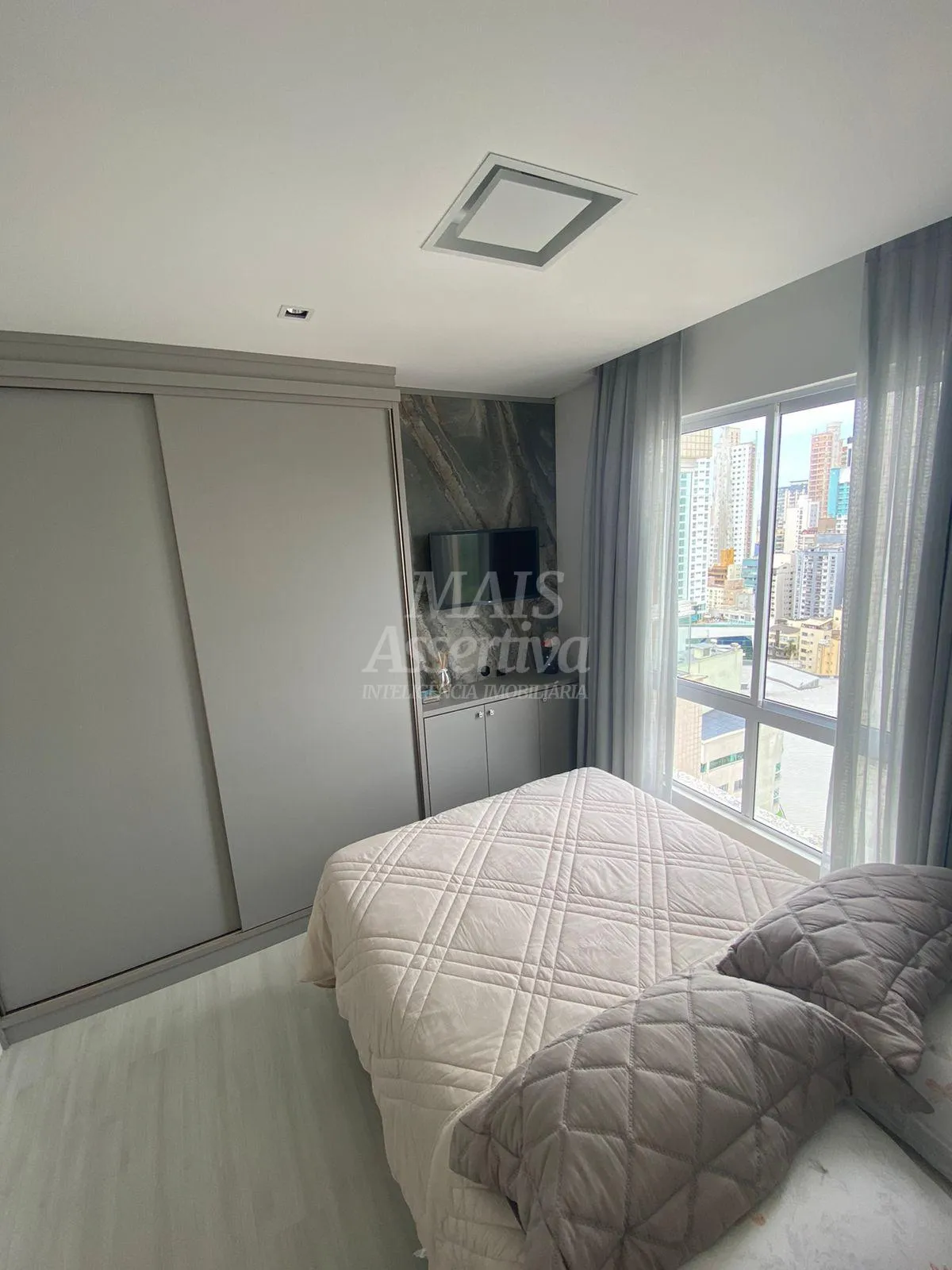 Imagem Excelente apartamento de alto padrão a venda no centro de Balneário Camboriú/SC
