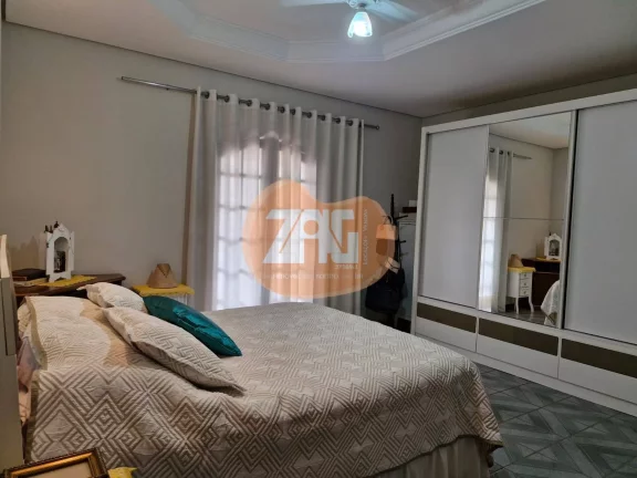Imagem SOBRADO 334M² 04 DORMS SENDO 03 SUÍTES 04 VAGAS RESIDENCIAL ANA CÂNDIDA