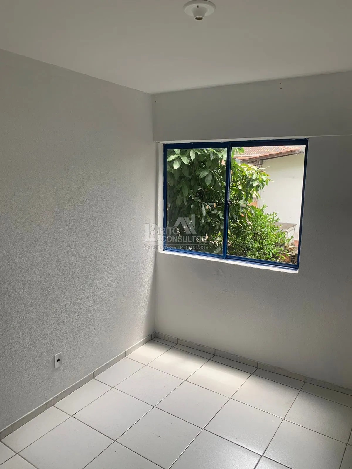 Imagem Aluguel Apartamento 2 Qts, Vaga, Lazer 1050,00