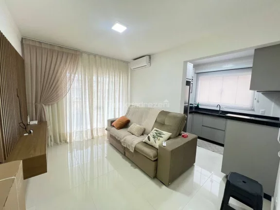 Imagem Lindo Apartamento 3 dormitórios próximo a praia de Bombas