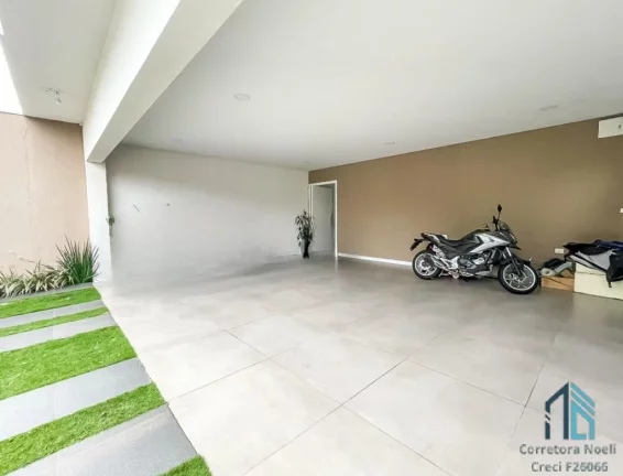 Imagem (Estuda permuta e financiamento) Sobrado Semi mobiliado lindo, 03 suítes, piscina, 06 vagas, em São José dos Pinhais PR