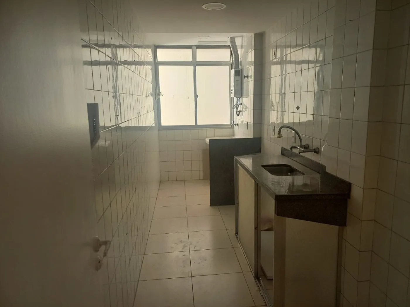 Imagem Apartamento para Venda em Rio de Janeiro, Praça Seca, 2 dormitórios, 1 banheiro, 1 vaga
