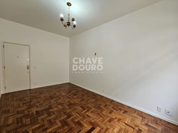 Imagem Apartamento de 1 quarto + 1 dependência próximo à Faculdade totalmente reformado!