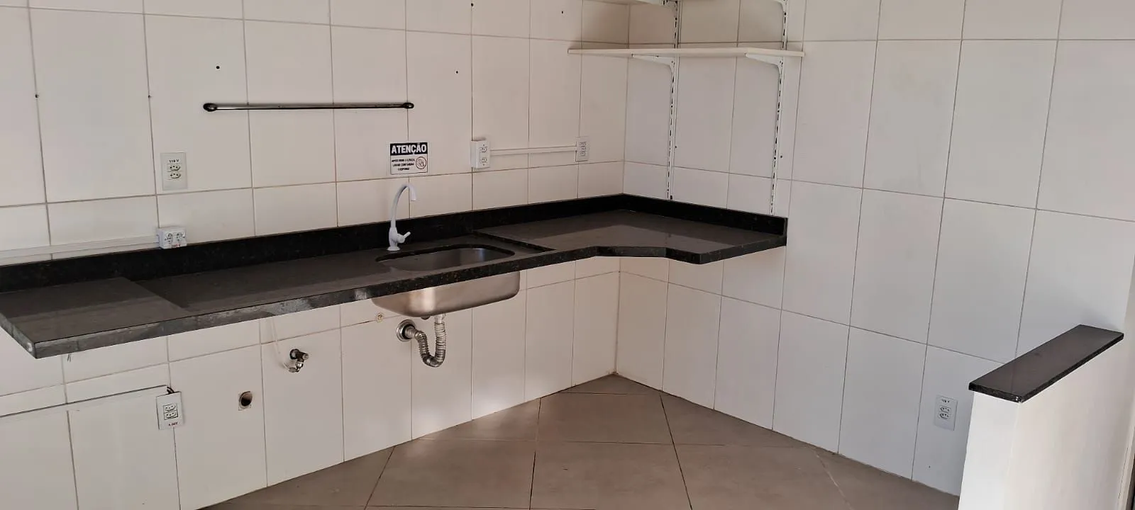 Imagem Casa Comercial Reformada no Bairro Rio Branco