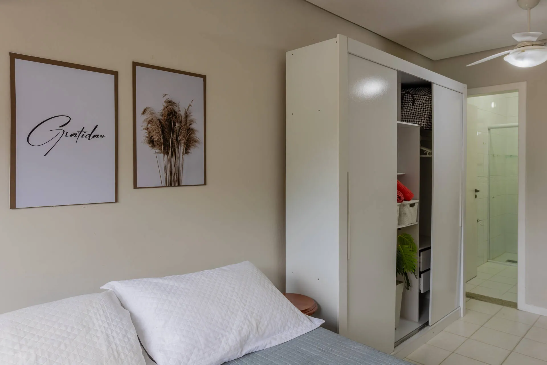 Imagem Apartamento para locação anual em Canajurê