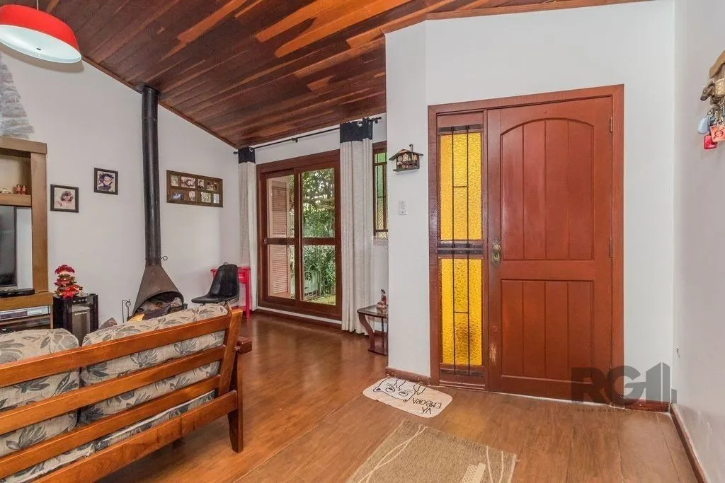 Imagem Casa 207m² - 3 dormitórios, 3 vagas no bairro Vila Nova