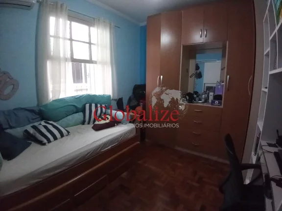 Imagem Casa em Vila à venda com 2 quartos, 2 banheiros, churrasqueira na Vila Mathias em Santos por R$426.000,00