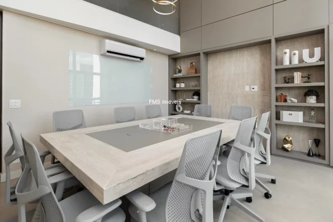 Imagem Conjunto Comercial de Luxo no Brooklin: 6 Vagas de Garagem e 210m² de Área em SP