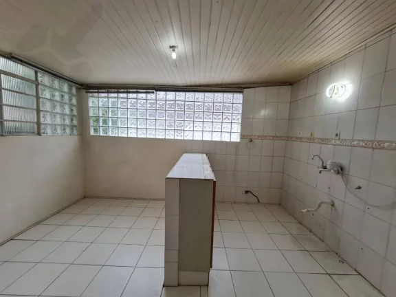 Imagem CASA AMPLA COM DUAS FRENTES * CHACARA SANTO ANTONIO * ZONA MISTA