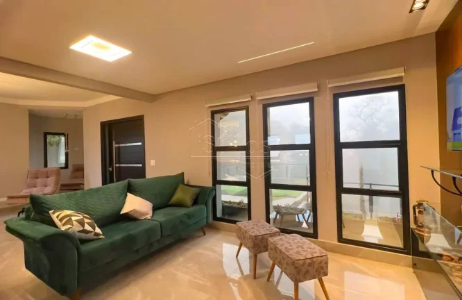 Imagem Casa de Condomínio em Campos do Jordão
