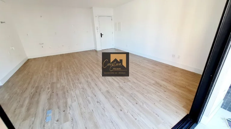 Imagem Studio no 7º andar com 48,90m² privativos, porta com abertura digital! Amplo espaço para sala de ...