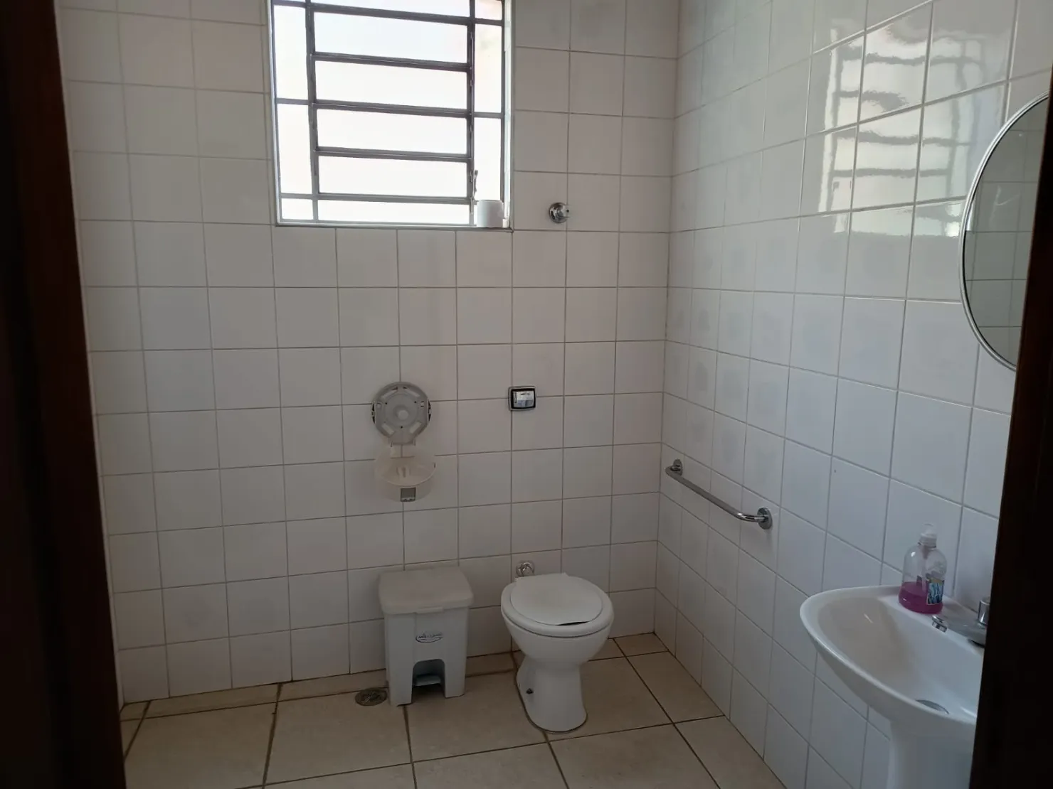 Imagem Comercial para Locação 210M², Centro, Taubaté - SP
