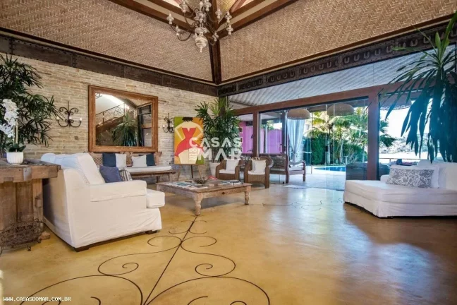 Imagem Casa Frente Mar para Venda em Armação dos Búzios / RJ no bairro Ferradura