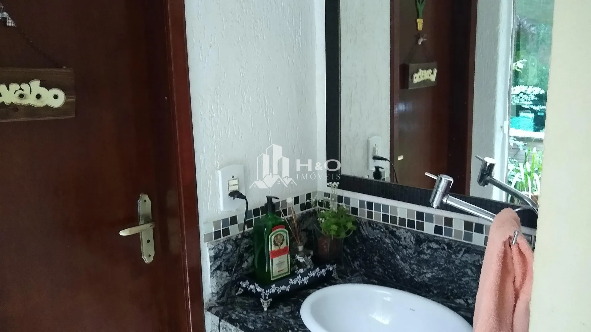 Imagem Oportunidade: Sobrado frontal à venda no bairro Artur Alvim com 220m², 3 dormitórios (1 suíte) e 3 vag