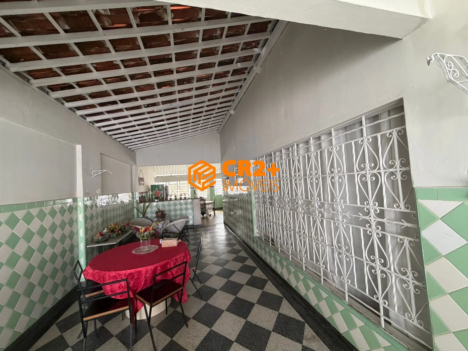 Imagem CASA À VENDA NO HIPÓDROMO - ESPAÇO, CONFORTO E ÓTIMA LOCALIZAÇÃO- 360m²
