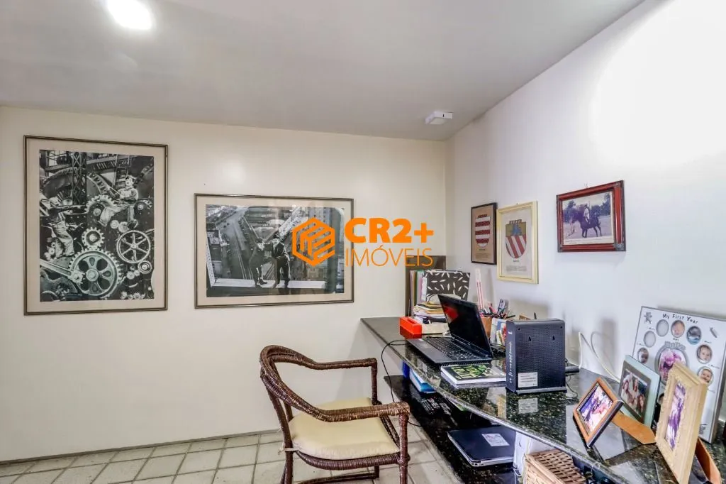 Imagem Alugo apartamento alto padrão 04 quartos ,0 2suítes, 380m2, 04 vagas de garagem