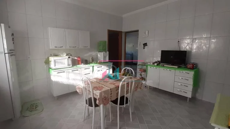 Imagem Casa com 4 dormitórios à venda - Parque Primavera - Cachoeira Paulista/SP