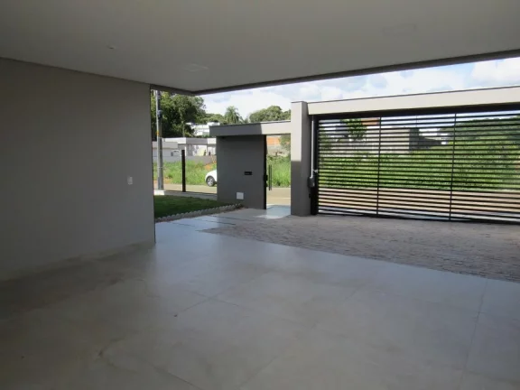 Imagem Casa para Venda em Concórdia, Parque Exposições, 3 dormitórios, 3 suítes, 1 banheiro, 2 vagas