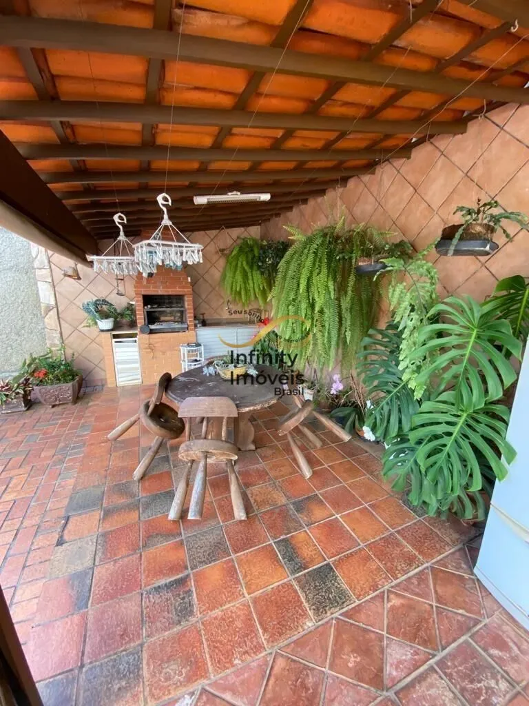Imagem Casa à venda no bairro Castelo - Belo Horizonte/MG