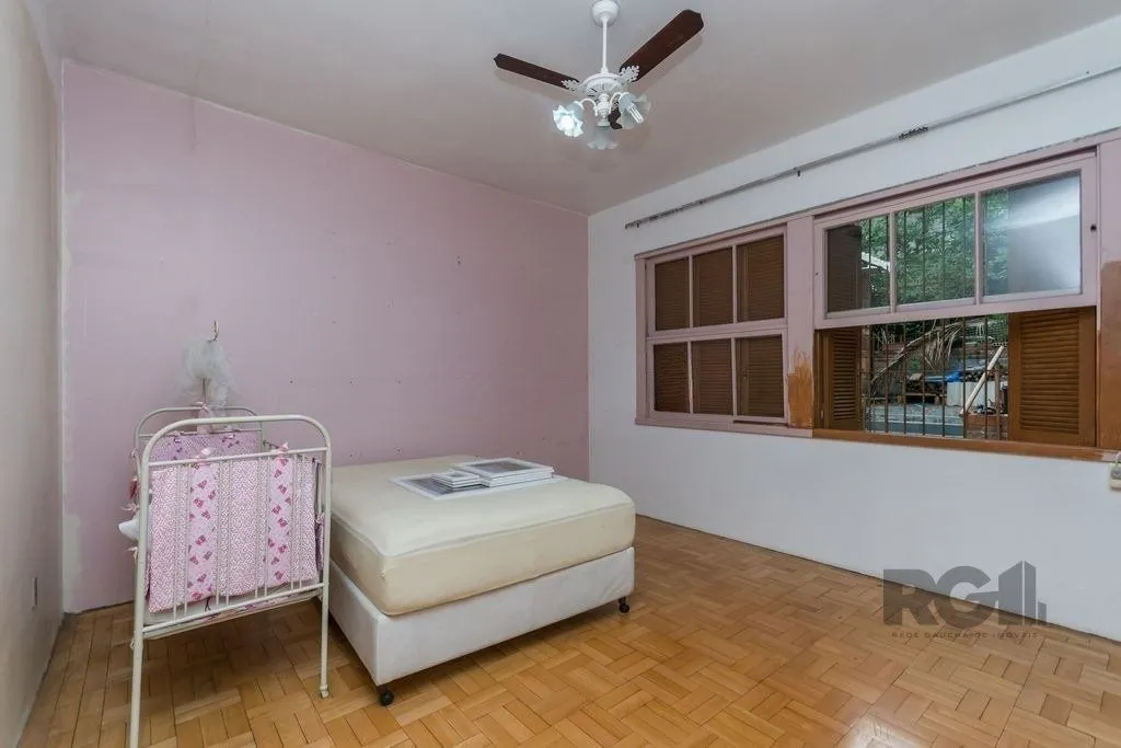 Imagem Excelente casa de 150m² com 3 dormitórios e 2 vagas.