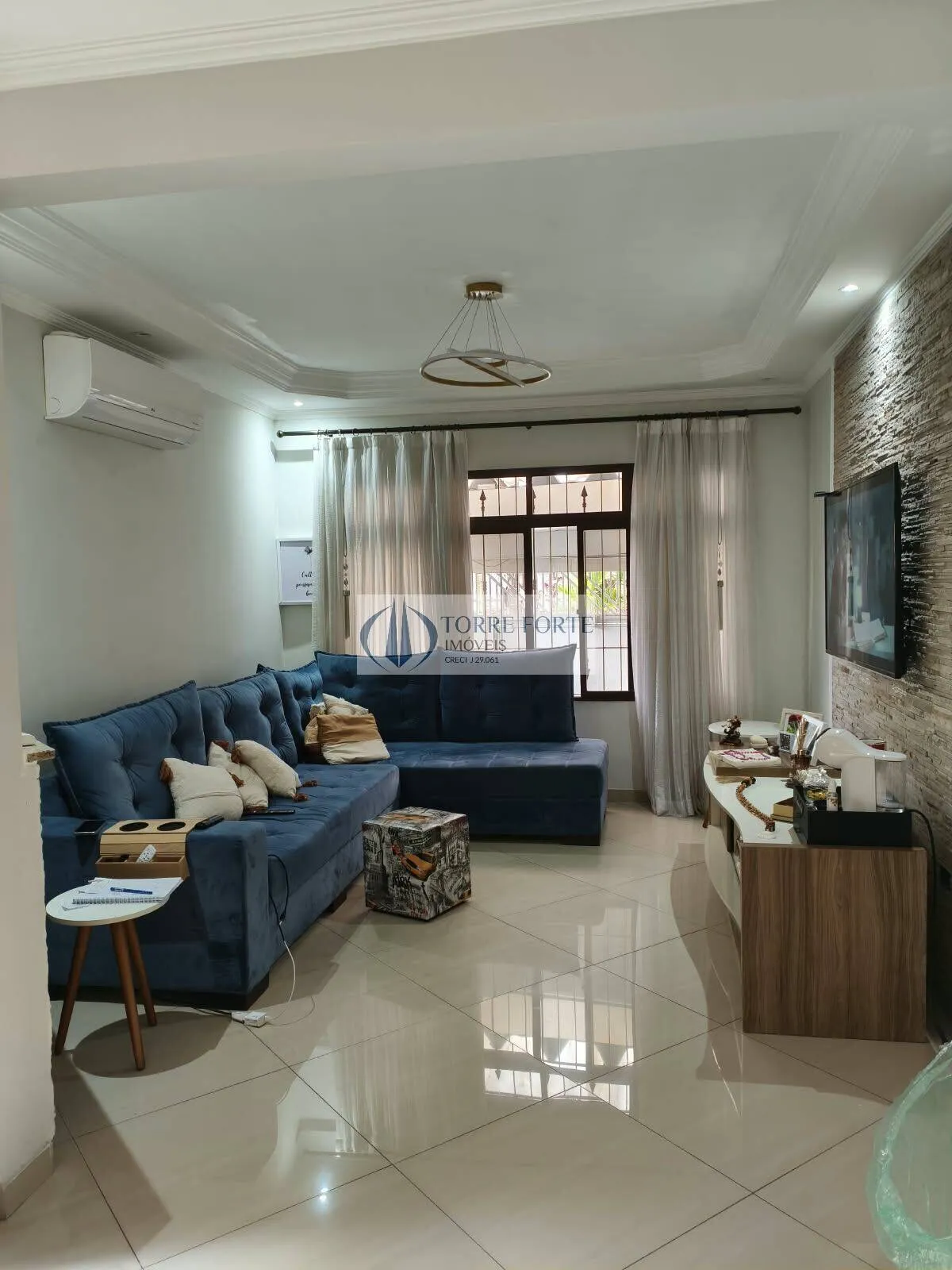 Imagem Casa Terrea com 3 dormitorios 2 suites 3 vagas, Piscina na Penha de França.