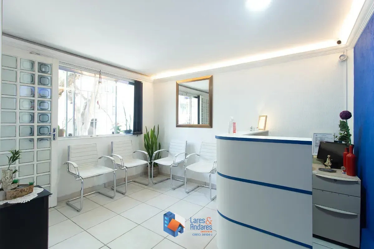 Foto do imóvel Casa comercial para venda em Vila Clementino, 181m² em Rua Napoleão de Barros