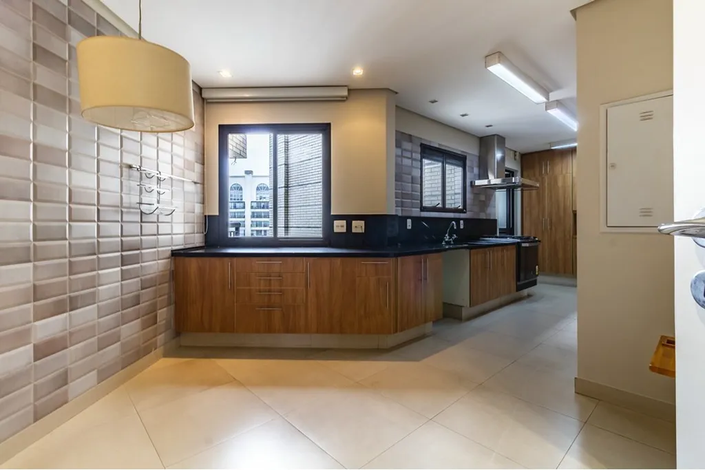 Imagem Apartamento à venda em São Paulo, Alto da Lapa, com 3 quartos, 247m2
