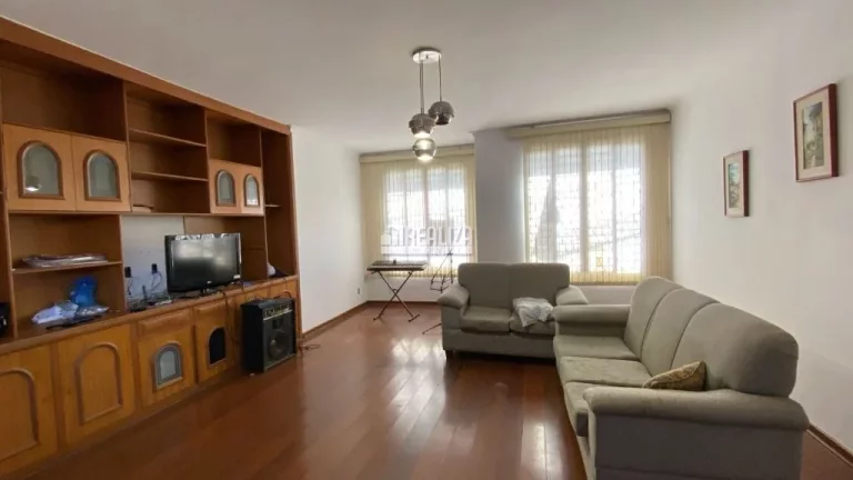 Imagem Casa com 3 dormitórios e suíte no bairro Fabrício em Uberaba