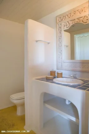 Imagem Casa Frente Mar para Venda em Armação dos Búzios / RJ no bairro Manguinhos