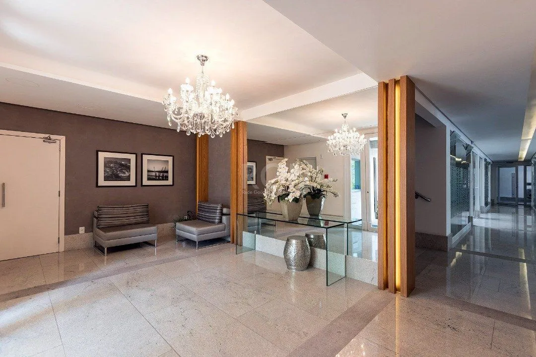 Imagem Cobertura para Venda - 319.17m², 3 dormitórios, sendo 3 suites, 4 vagas - Cristal