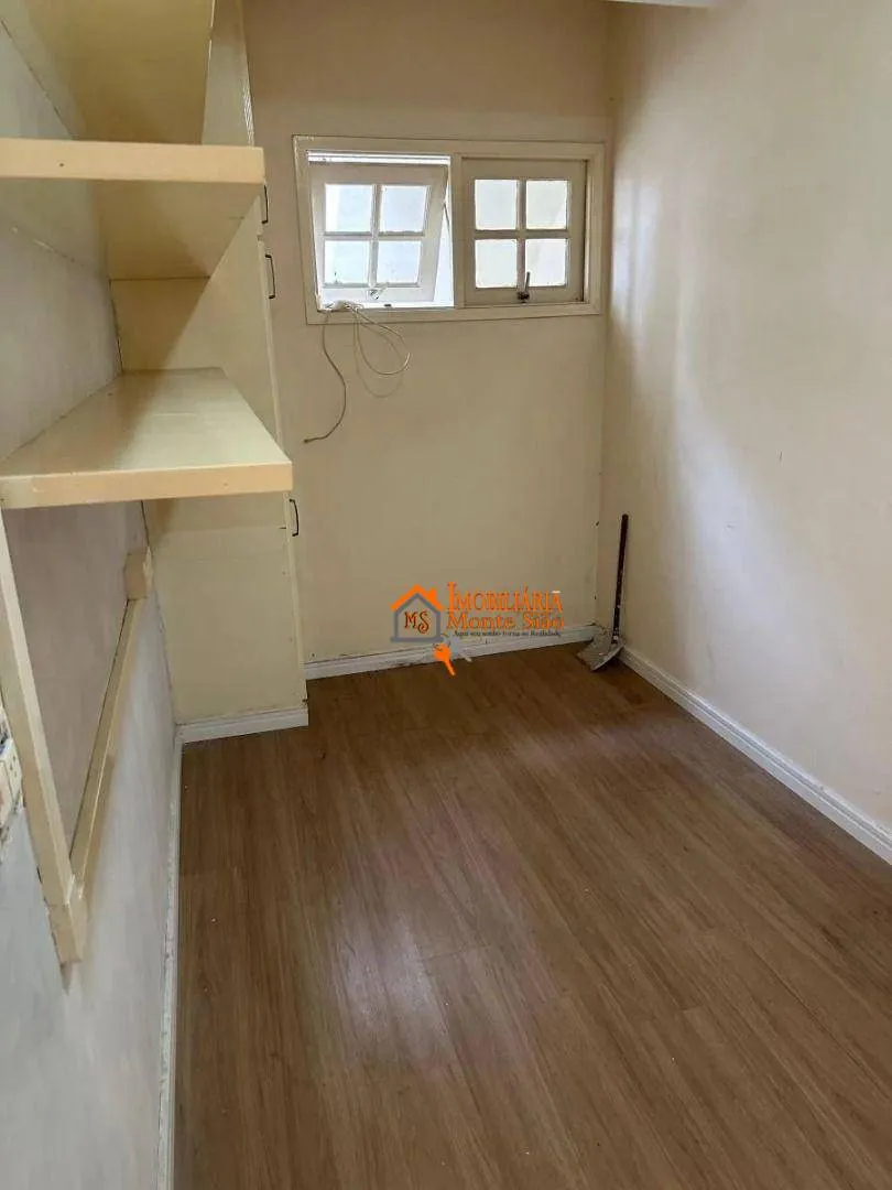Imagem Casa com 3 dormitórios à venda, 210 m² por R$ 1.700.000,00 - Ponte Grande - Guarulhos/SP