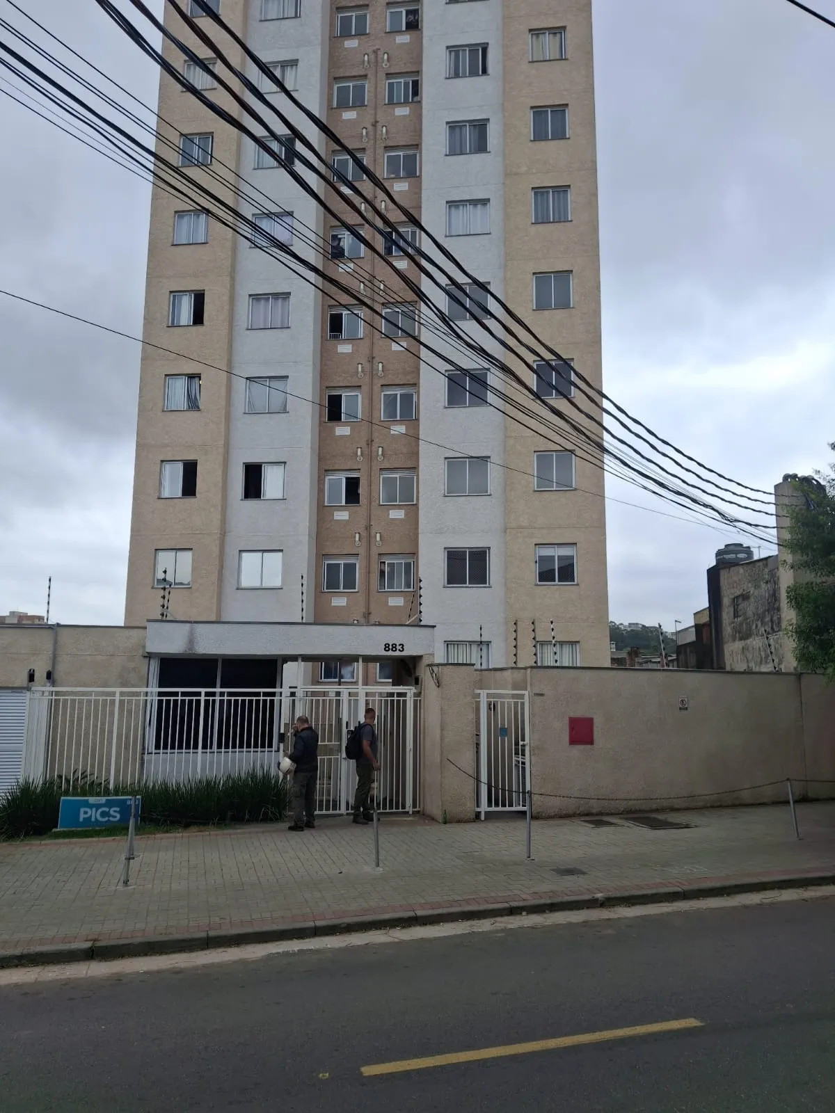 Imagem ALUGO LINDO APARTAMENTO NO CONDOMÍNIO PICS! (ZONA SUL)