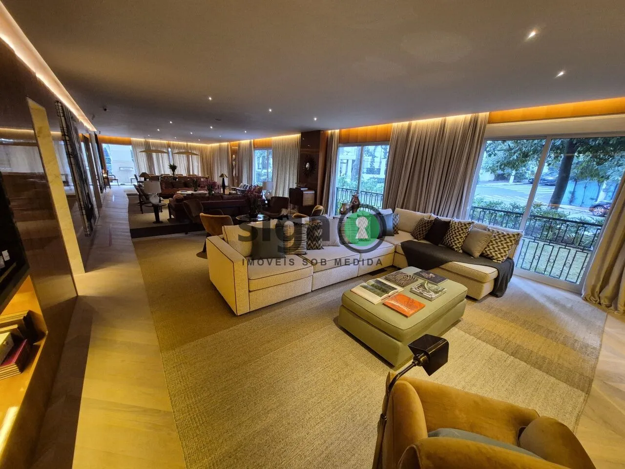 Imagem Apartamento a venda em Moema, com 5 quartos