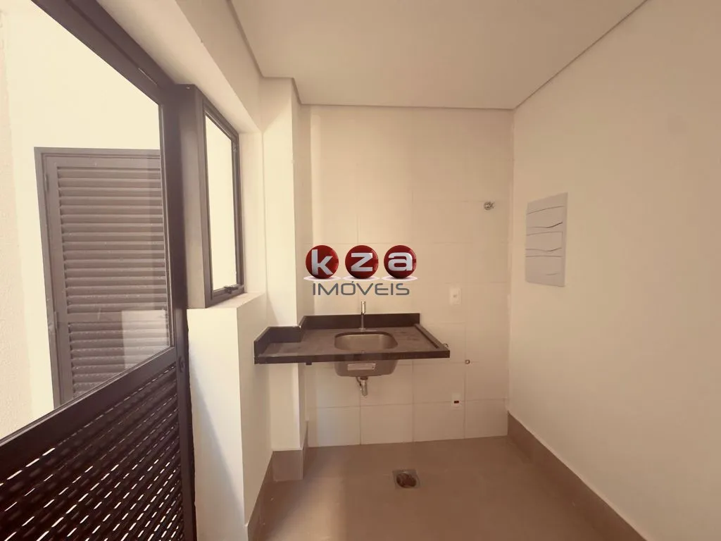 Imagem Casa a venda no Condomínio Villa Arte 28 em Vinhedo-SP: 3 suítes, 2 salas e 140m² de área!