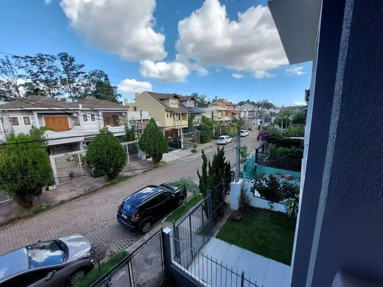 Imagem Casa de 3 dormitórios no Bairro Hípica Porto Alegre - RS