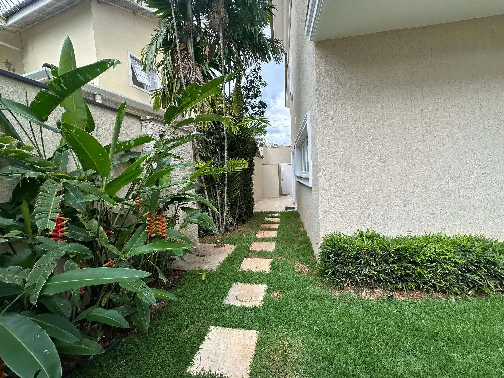 Imagem Sobrado com 4 Quartos à Venda, 450 m² em Alphaville Residencial Plus - Barueri