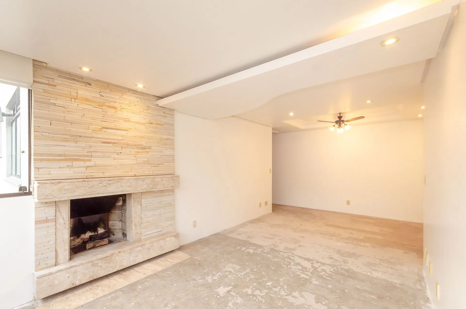 Imagem Edifício Luciana - Apartamento a venda com 2 dormitórios no Bairro Petrópolis
