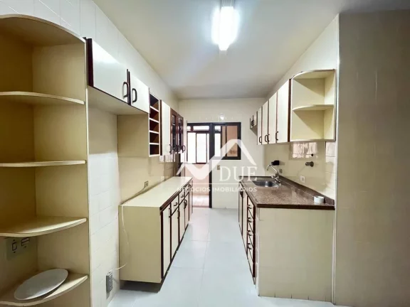 Imagem Apartamento com 2 dormitórios à venda, 86 m² por R$ 550.000,00 - Ponta da Praia - Santos/SP