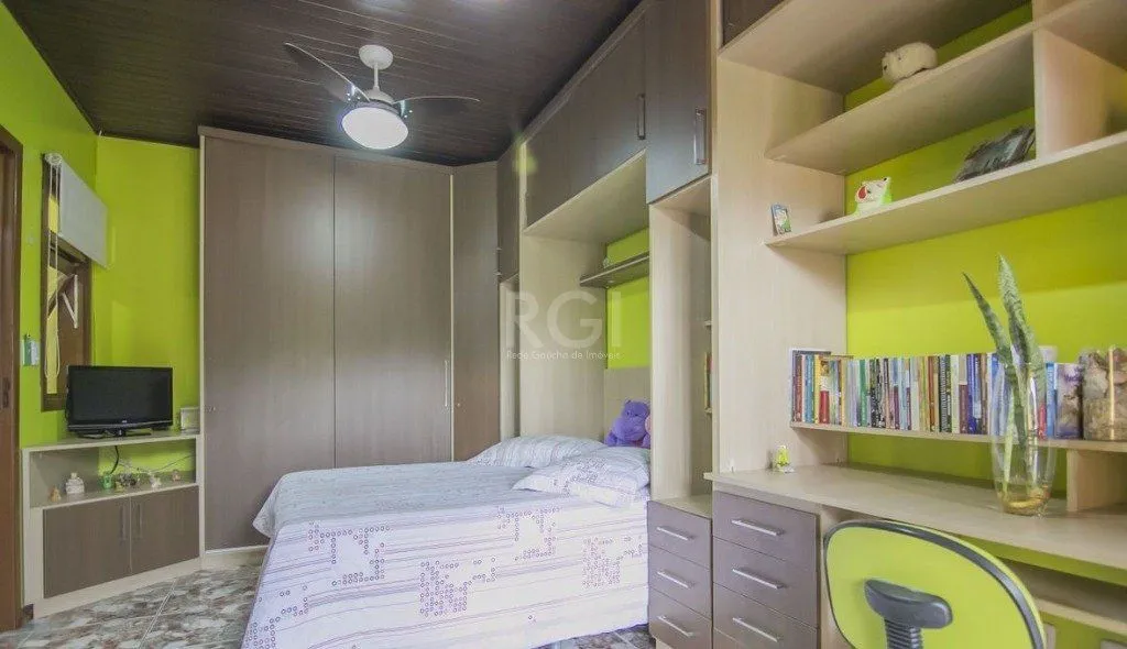 Imagem Casa para Venda - 252m², 3 dormitórios, sendo 1 suites, 3 vagas - Parque Santa Fé