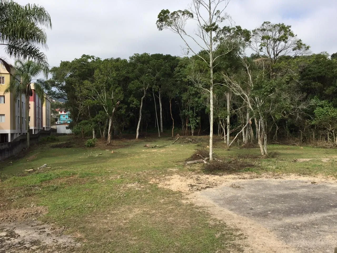 Imagem Terreno com 3.800m² à Venda no Real Parque | Projeto Pré-Aprovado para Condomínio de Sobrados | São José/SC**