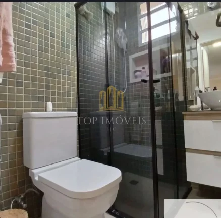 Imagem Seu novo lar em Caçapava espera por você! Encante-se com este lindo apartamento de 2 dormitórios, em um condomínio completo que oferece lazer, conforto e segurança para toda a família.