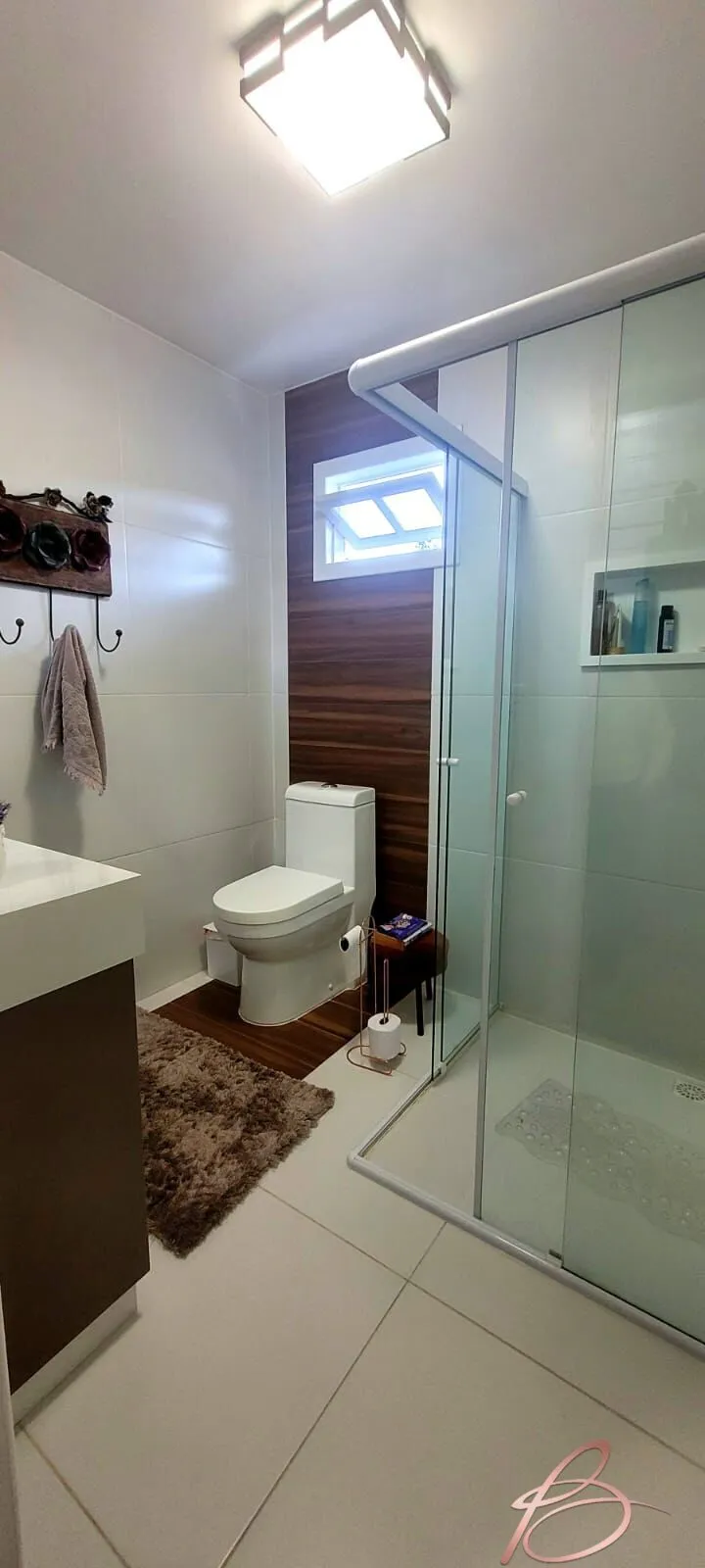 Imagem Chácara com 20.000M² com 2 casas, pomar e açude