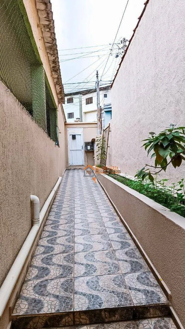 Imagem Casa com 2 dormitórios à venda, 118 m² por R$ 550.000,00 - Vila Hulda - Guarulhos/SP