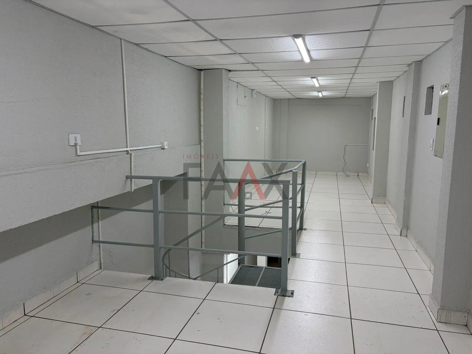 Imagem Sala Comercial para locação,898.72 m², CENTRO - Gpva, GUARAPUAVA - PR
