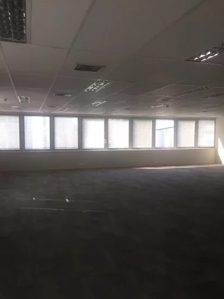 Imagem Conjunto comercial com 150m² em Pinheiros.