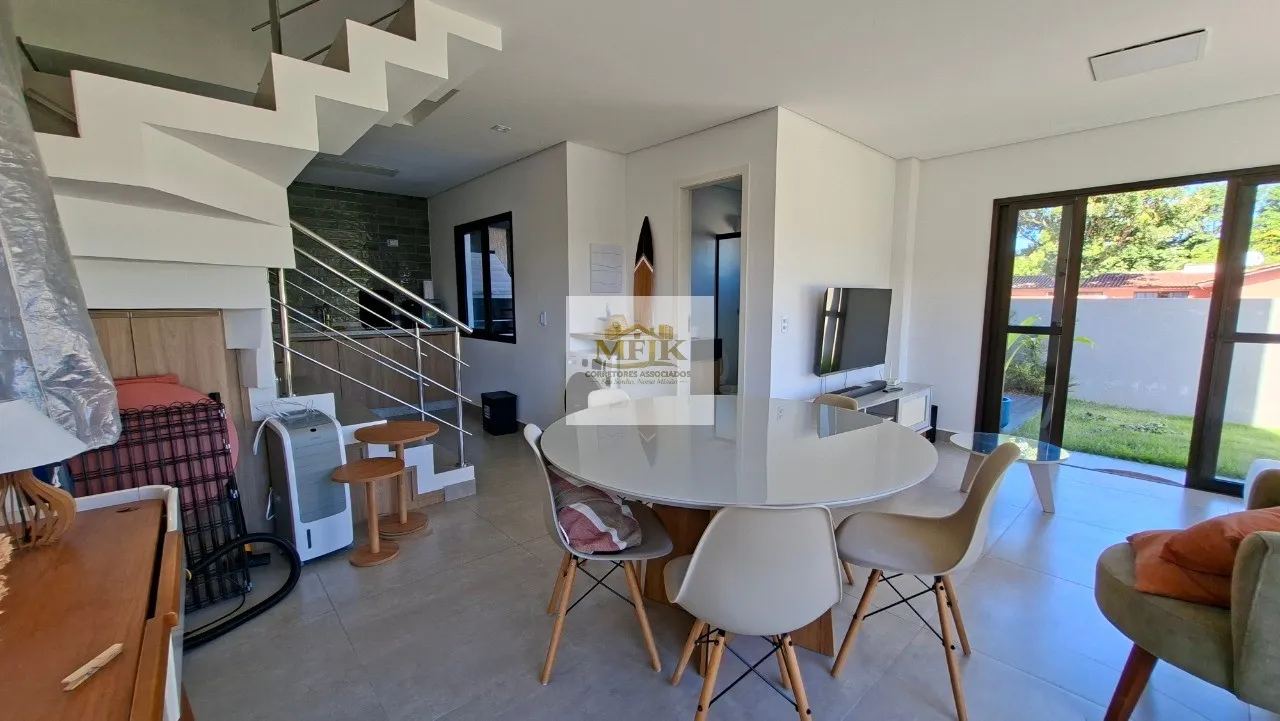 Imagem Casa com 3 quartos à venda em Pontal do Sul, Pontal do Paraná