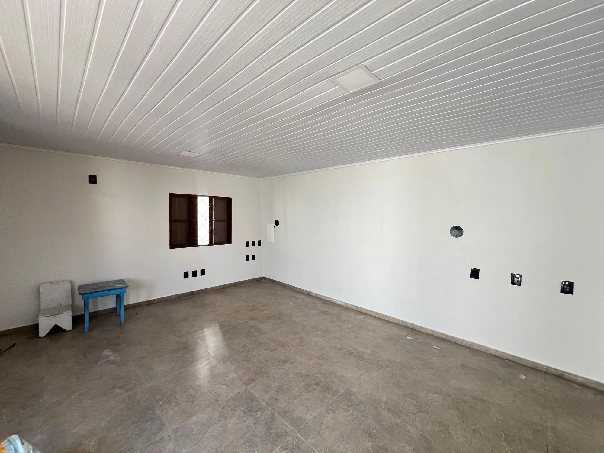 Imagem Excelente casa a venda reformada no bairro Ipanema.