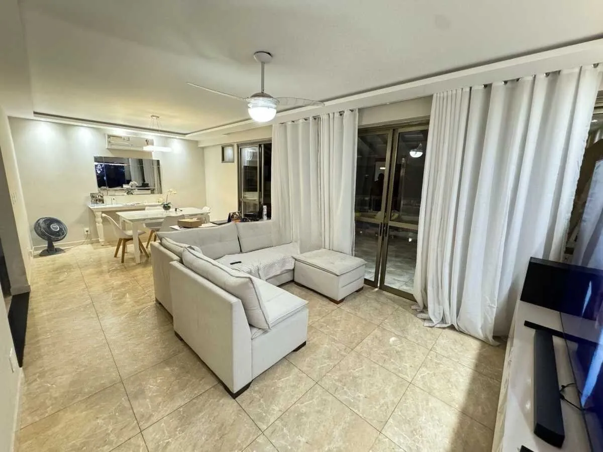 Imagem Apartamento à venda no bairro Recreio dos Bandeirantes em Rio de Janeiro/RJ